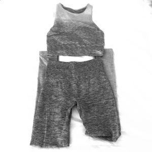 Lululemon bra top and pant set size 4